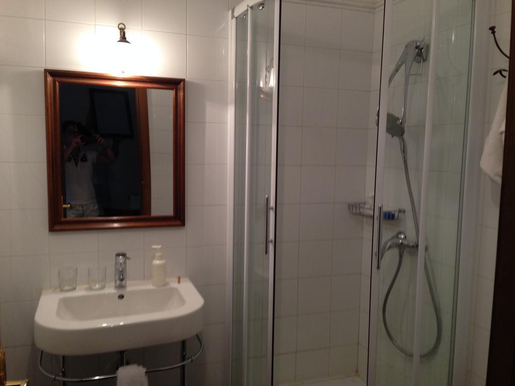 La Casa Del Reloj Guest House Molinaseca Ngoại thất bức ảnh